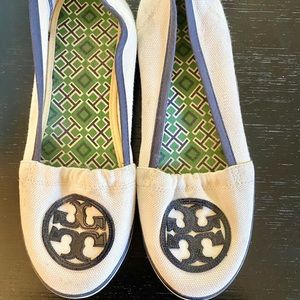 Tory Burch Canvas Cream and Navy flats - size 9
